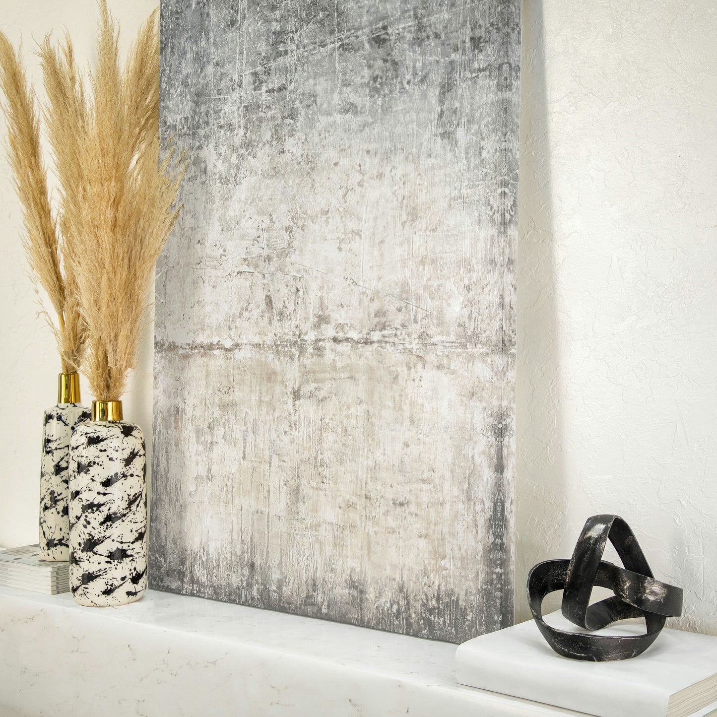 15"h Vase W/ Gold Lid, White/black