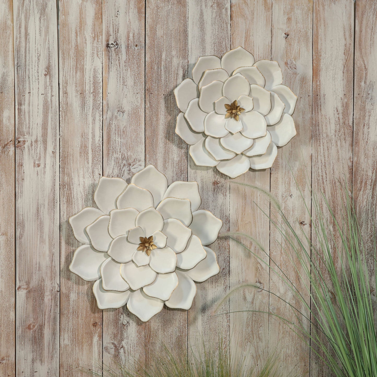 Metal 20" Multi-layer Flower Wall Deco, White/gol