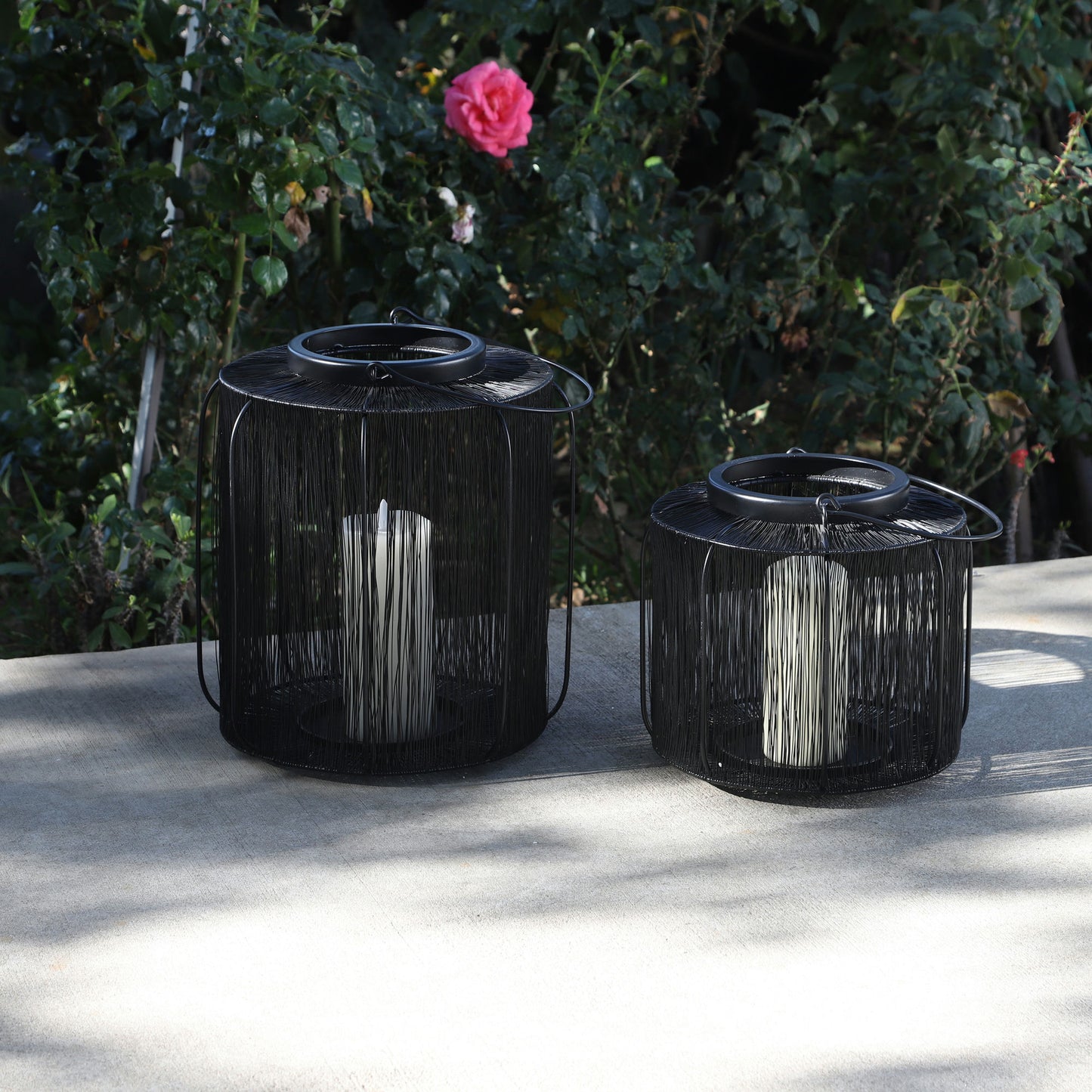 Metal, 10" Wire Lantern, Black