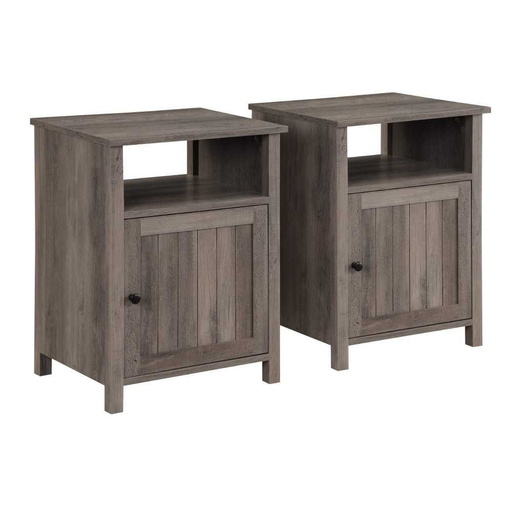 18" Grooved Door Farmhouse Nightstand - Gray Wash