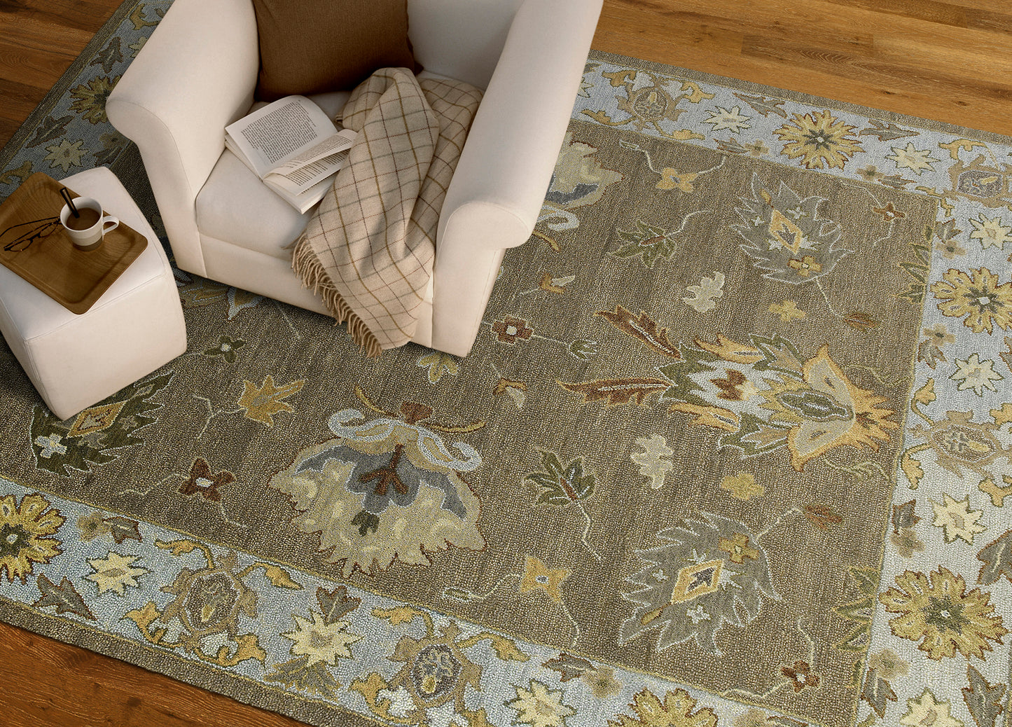 Kaleen Brooklyn Collection Light Mocha Throw Rug 2' x 3'
