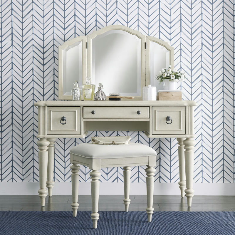 Chambre Vanity Set by homestyles