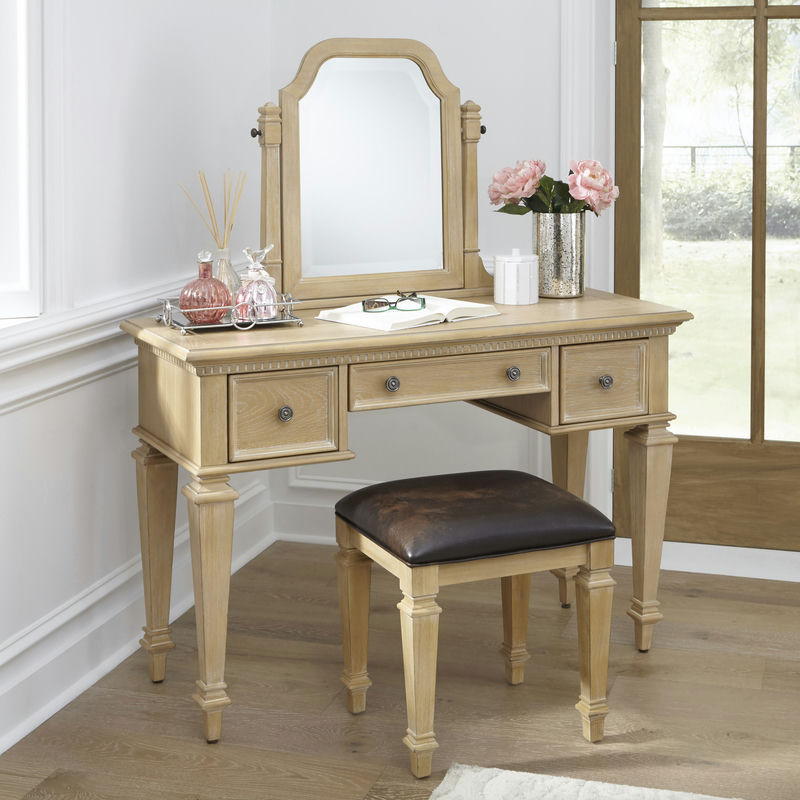 Manor House Vanity Set by homestyles