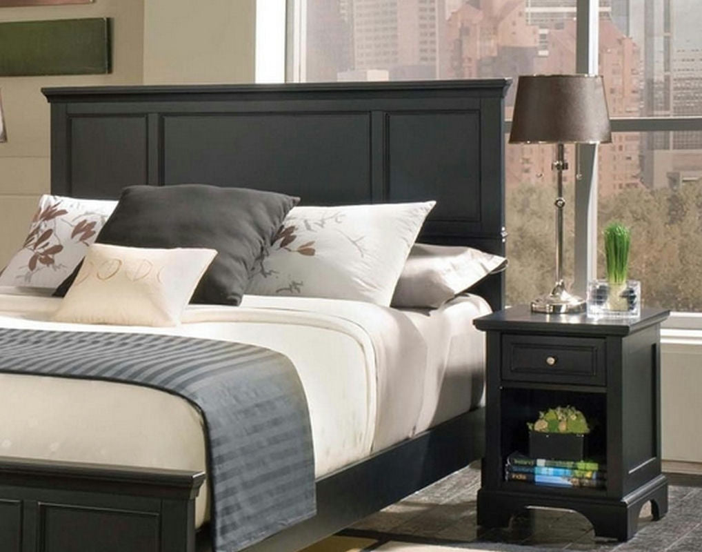 Ashford King Headboard and Nightstand by homestyles