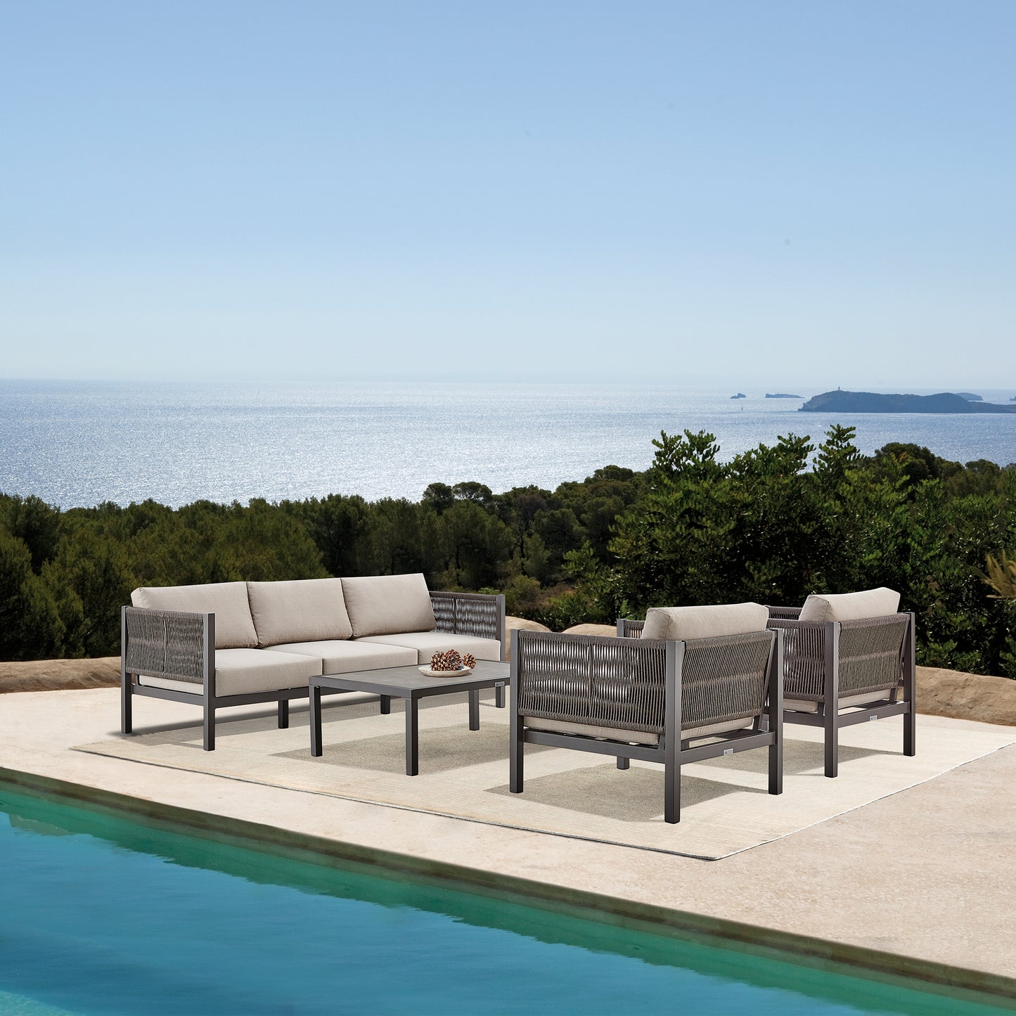Cuffay 4 Piece Patio Furniture Set in Brown Aluminum and Rope with Cushions