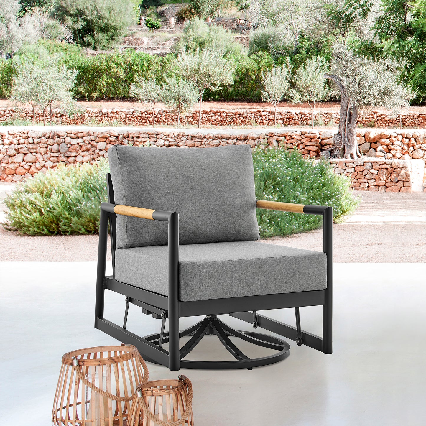 Royal Patio Swivel Glider Lounge Chair in Black Aluminum and Teak Wood