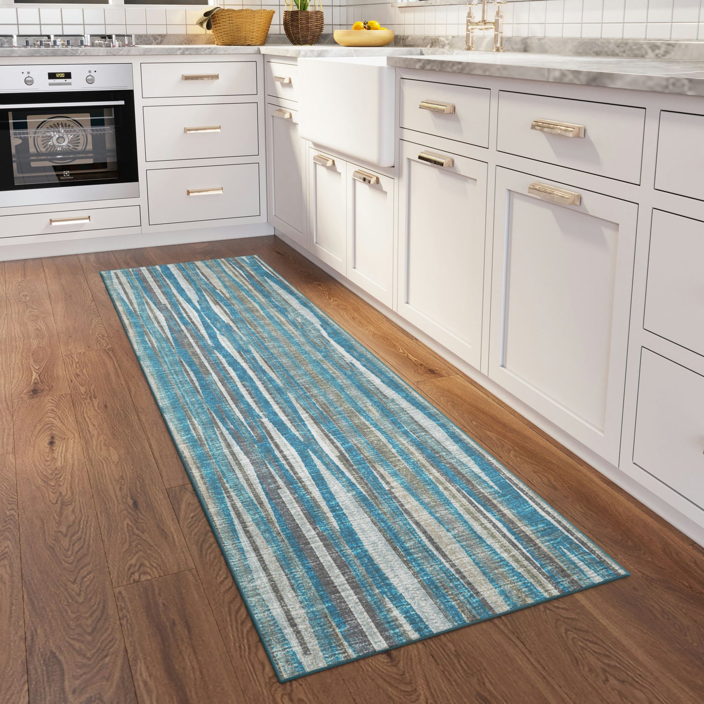 Amador AA1 Sky 2'6" x 12' Runner Rug