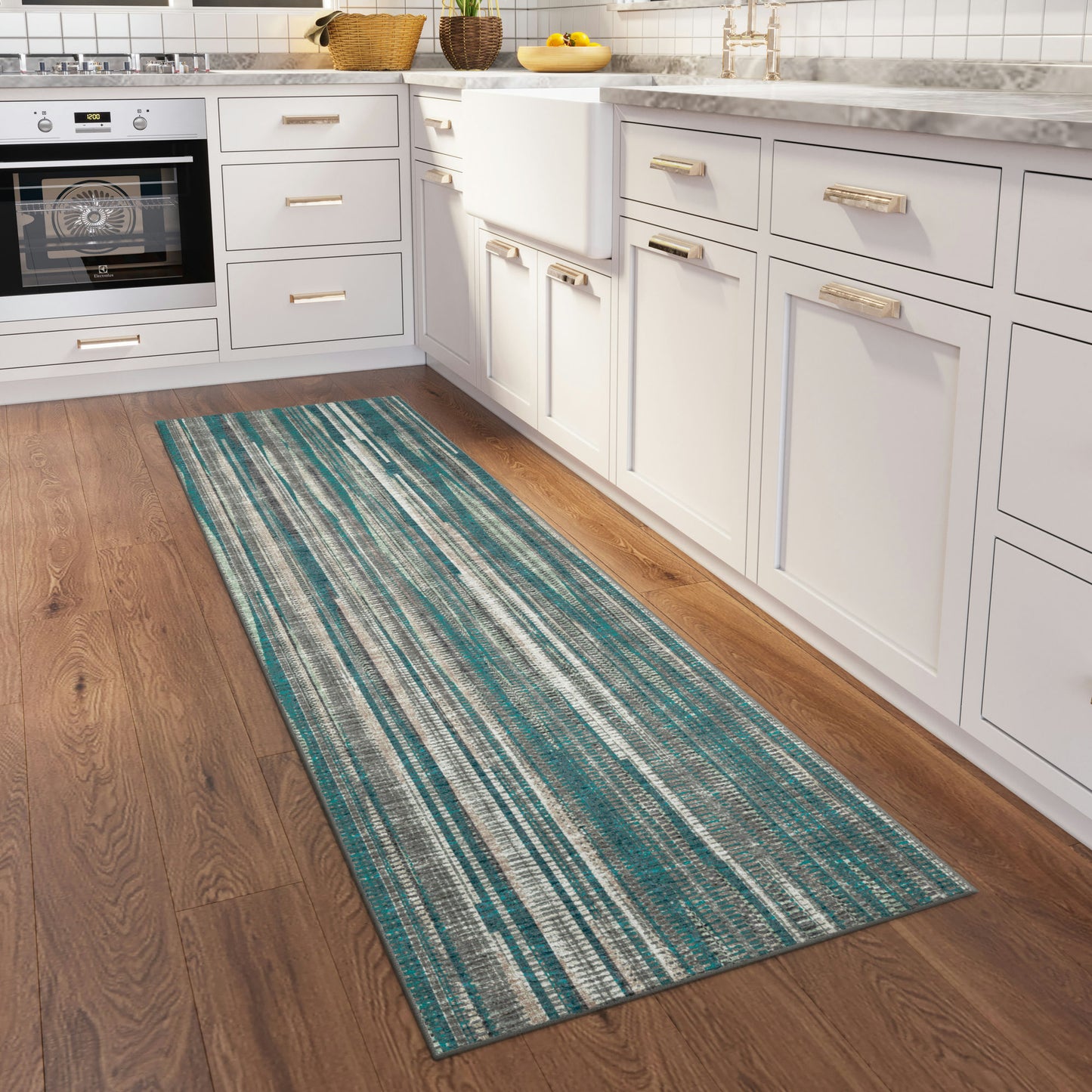 Amador AA1 Teal 2'6" x 10' Runner Rug