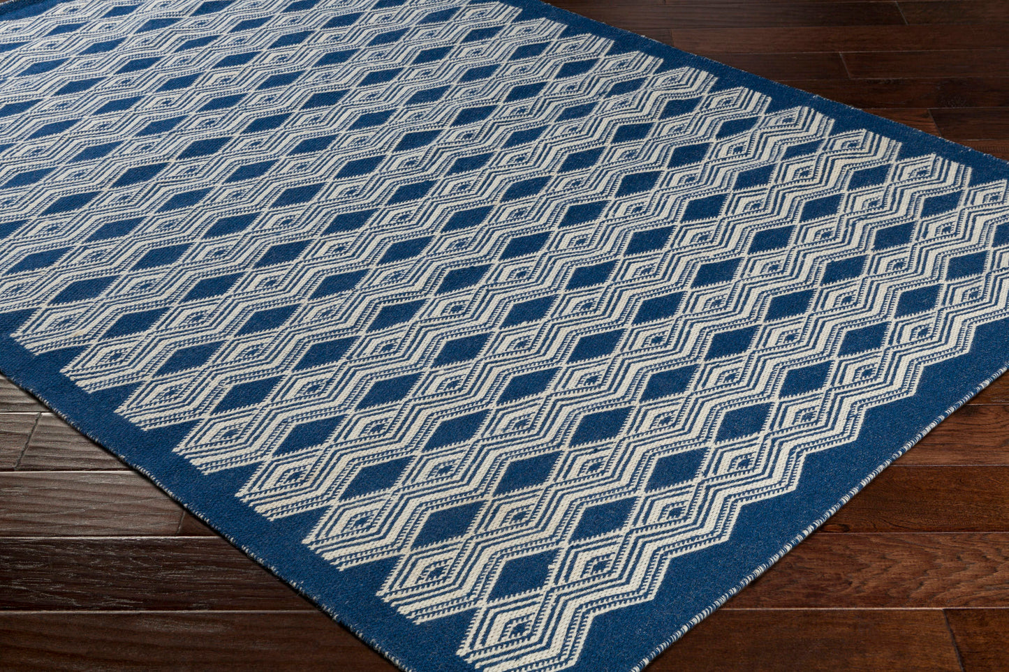 Surya Agostina Dark Blue Rug 5' X 7'6"