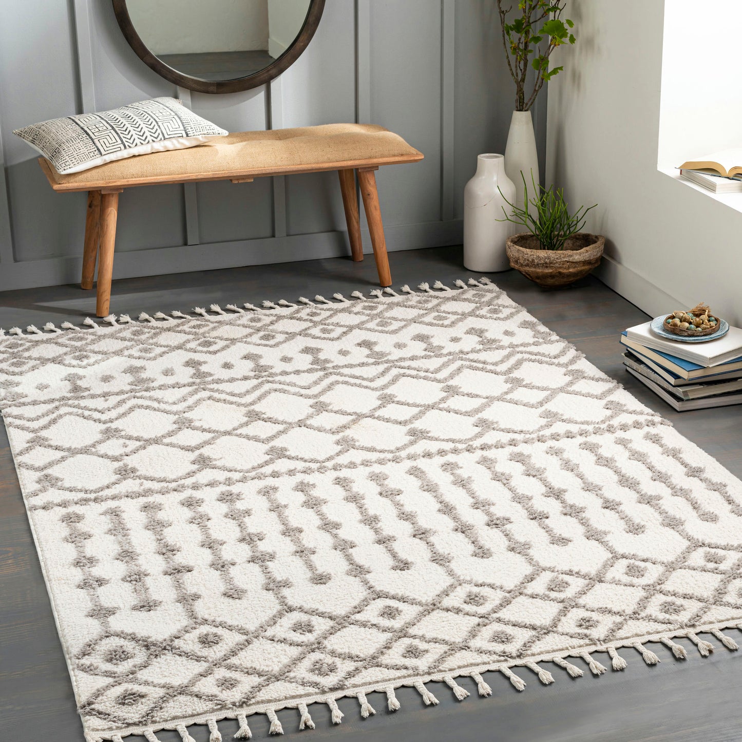 Surya Alhambra 2'7" x 7'3" Runner Rug