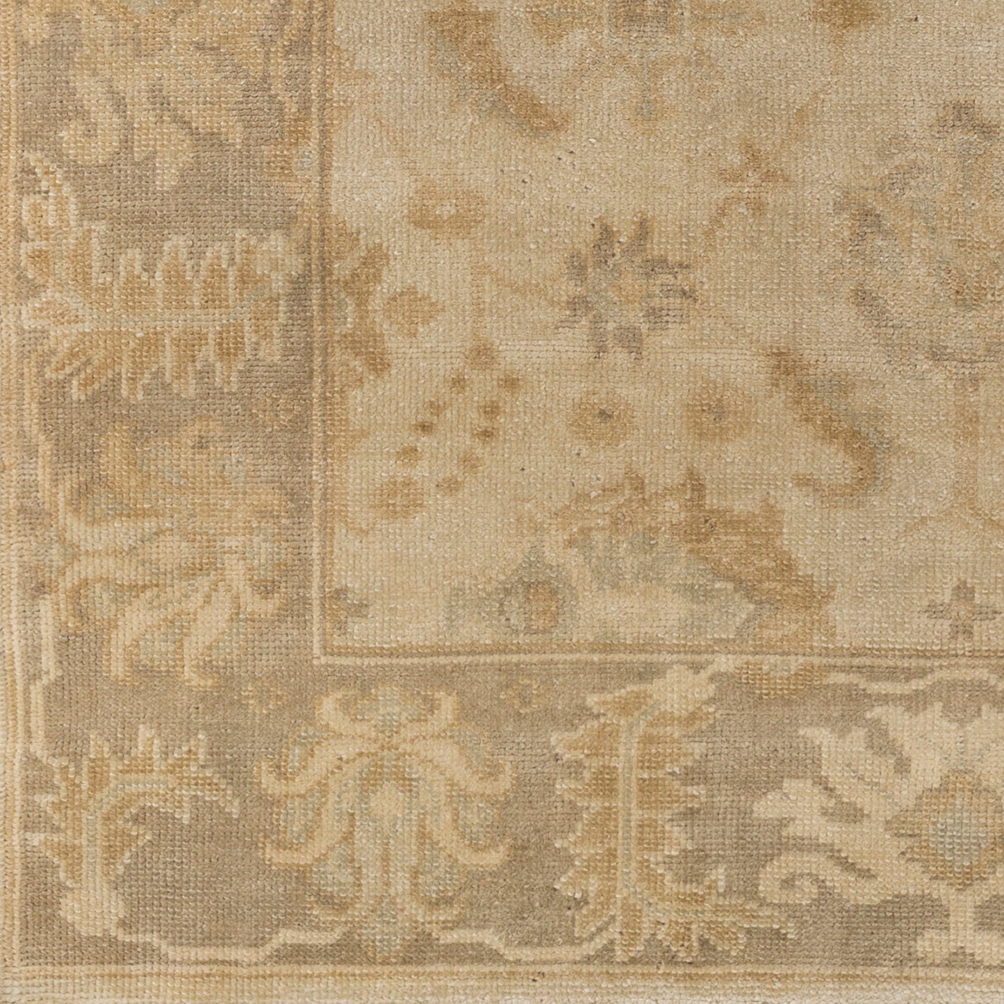Surya Ainsley Light Beige Rug 8' X 11'