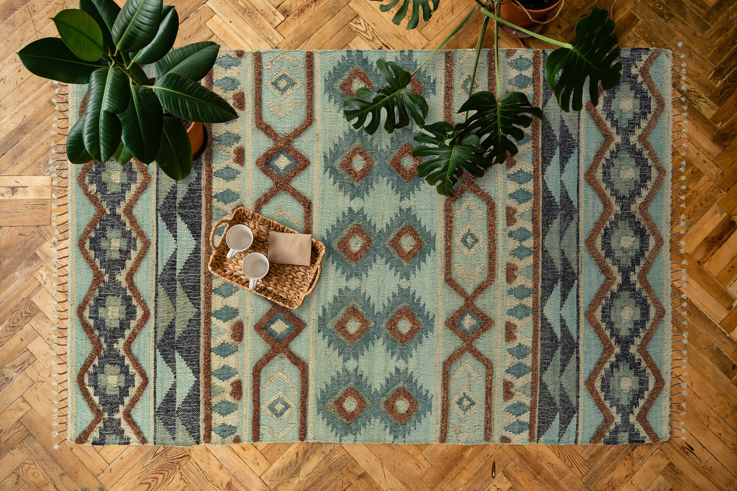 Kaleen Alejandra Collection Light Mint Area Rug 5' x 7'9"