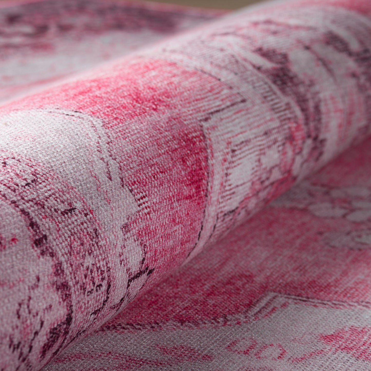 Amanti AM1 Blush 3'3" x 5'3" Rug