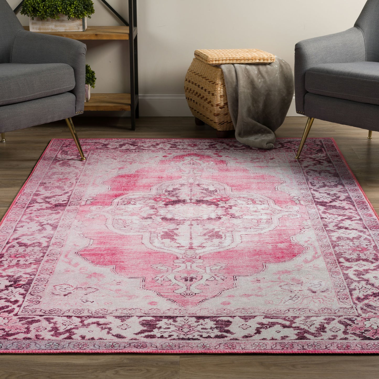 Amanti AM1 Blush 5' x 7'7" Rug