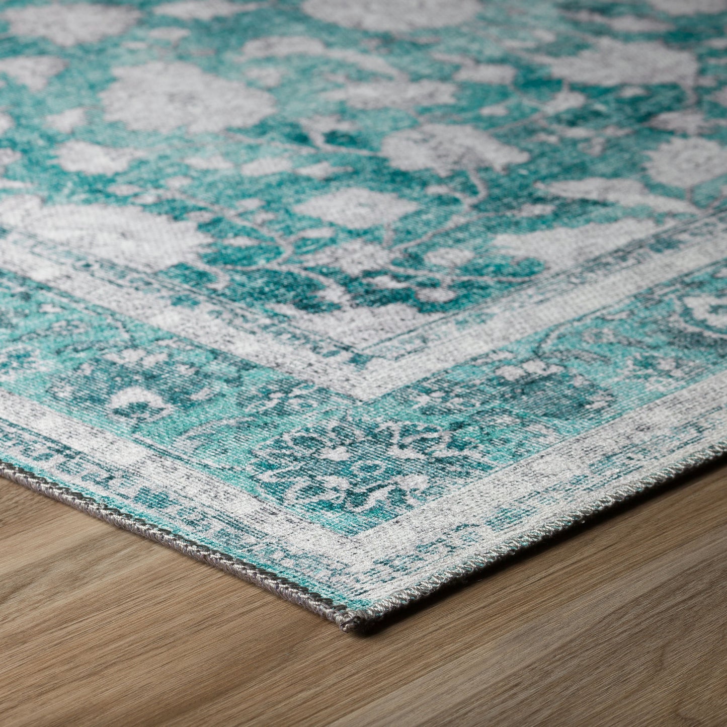 Amanti AM2 Aruba 3'3" x 5'3" Rug