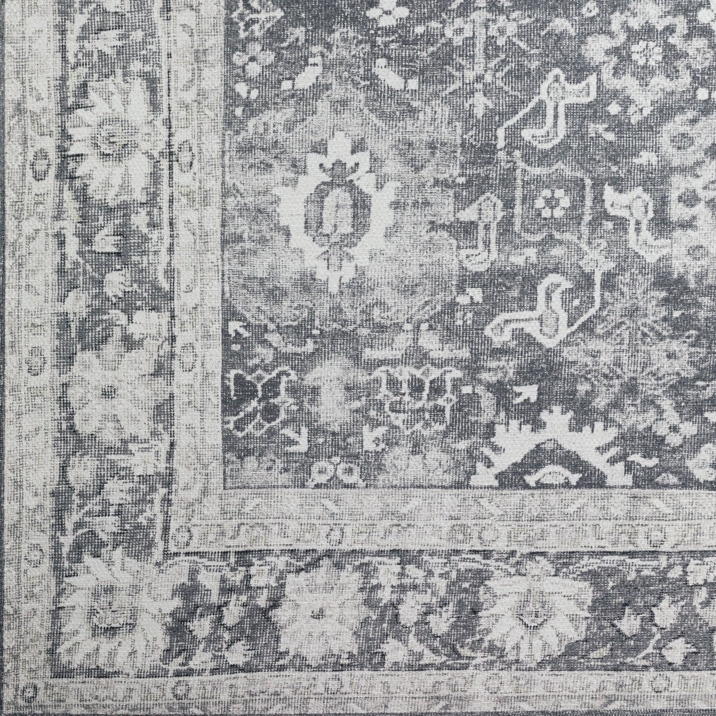 Amanti AM4 Dove 1'8" x 2'6" Rug