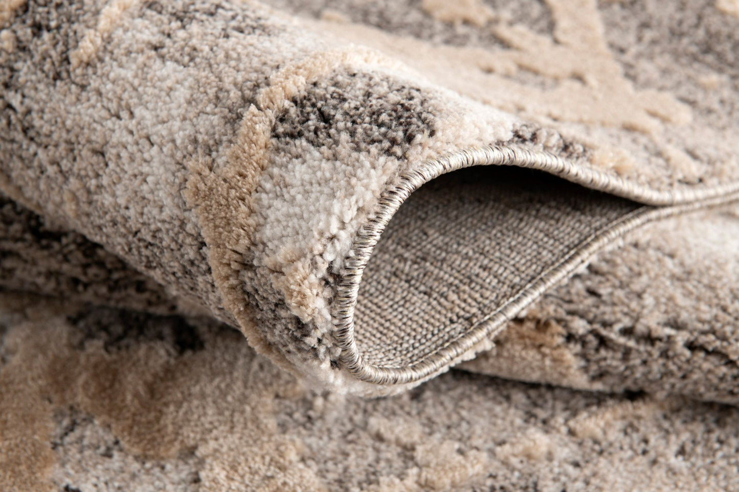 Amazon-Az10405-7.10 X 10.6 Area Rug