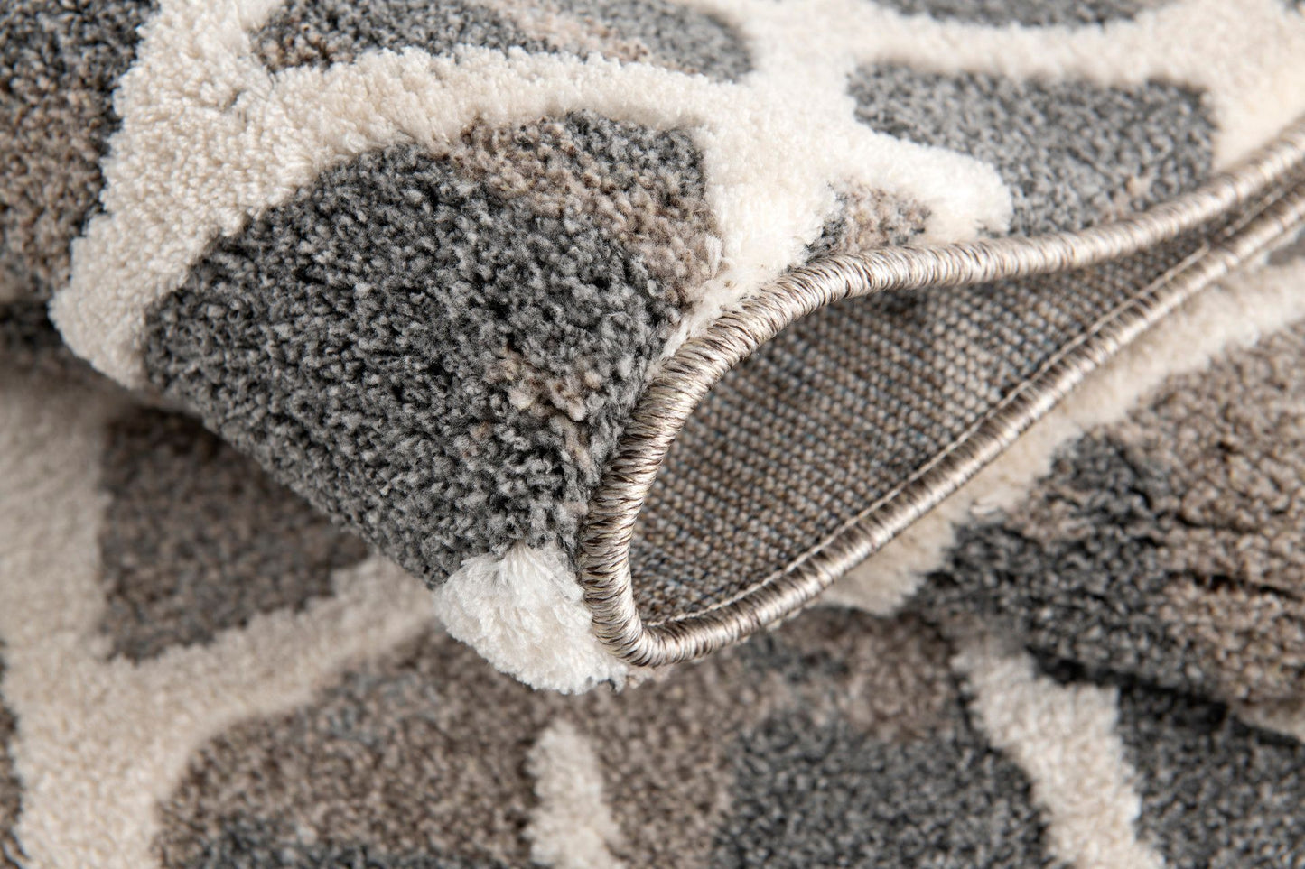 Amazon-Az10414-Gray-5.3 X 7.6 Area Rug