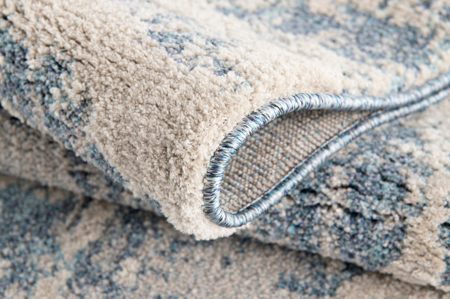 Amazon-Az10437-Blue-7.10 X 10.6 Area Rug