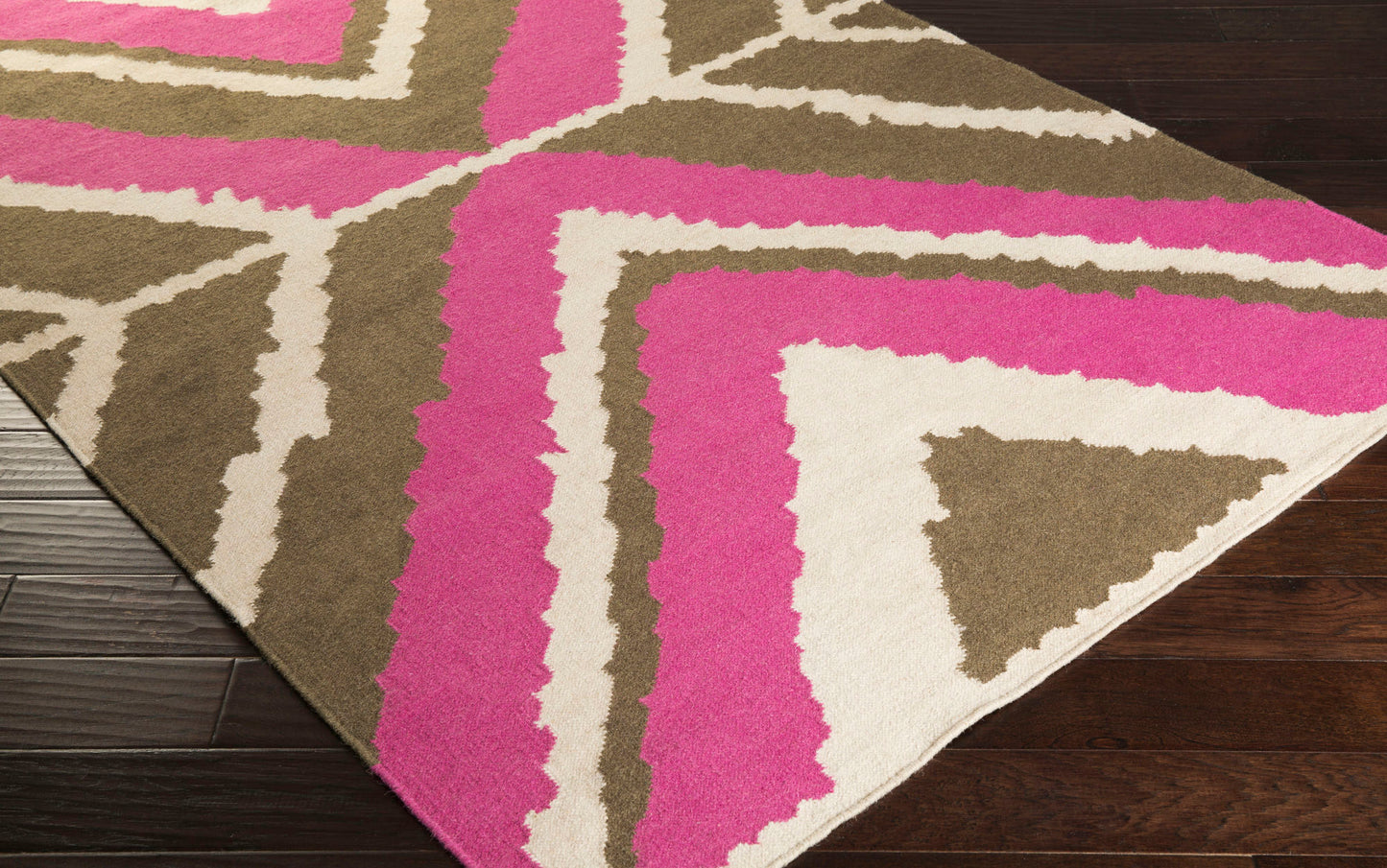 Surya Alameda Amd-1025 Fuchsia Rug 2'6" X 8'
