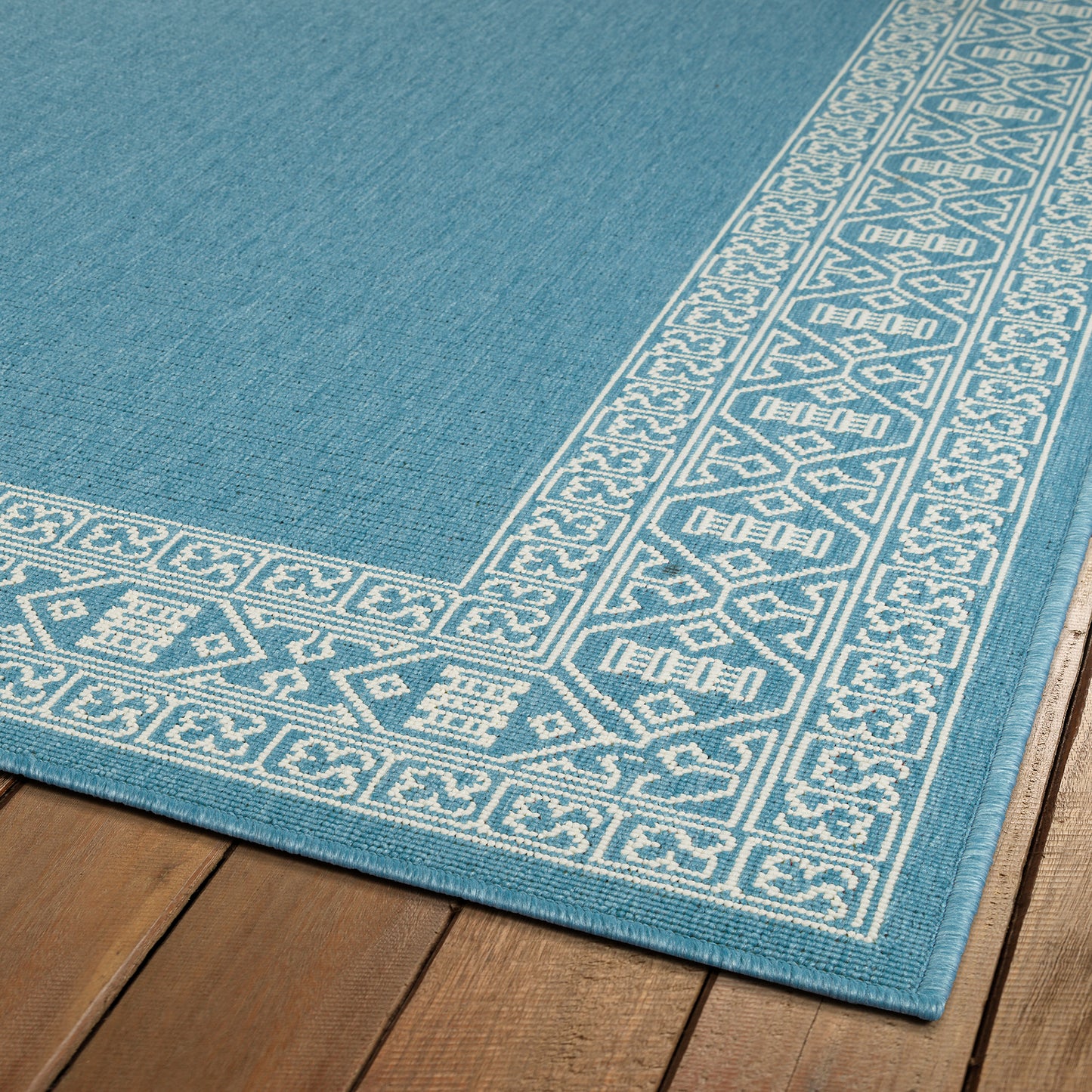 Kaleen Amalie Collection AML06-79 Light Blue Throw Rug 1'9" x 3'