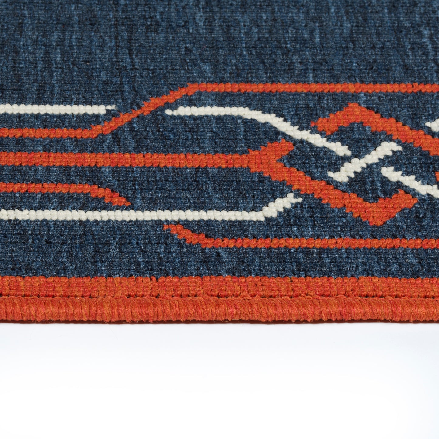 Kaleen Amalie Collection Navy Tangerine Throw Rug 1'9" x 3'