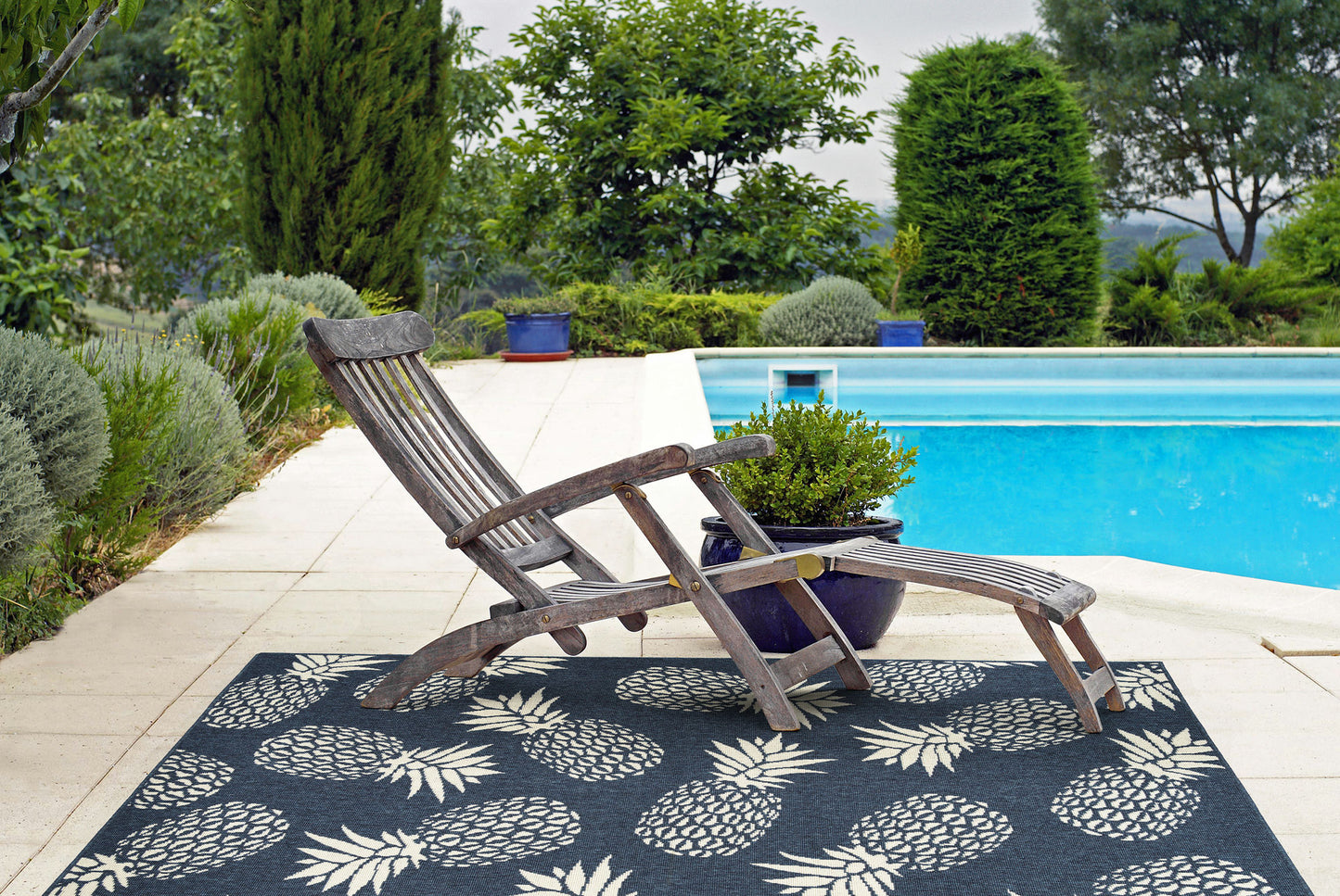 Kaleen Amalie Collection AML16-22 Navy Area Rug 7'2" x 10'5"