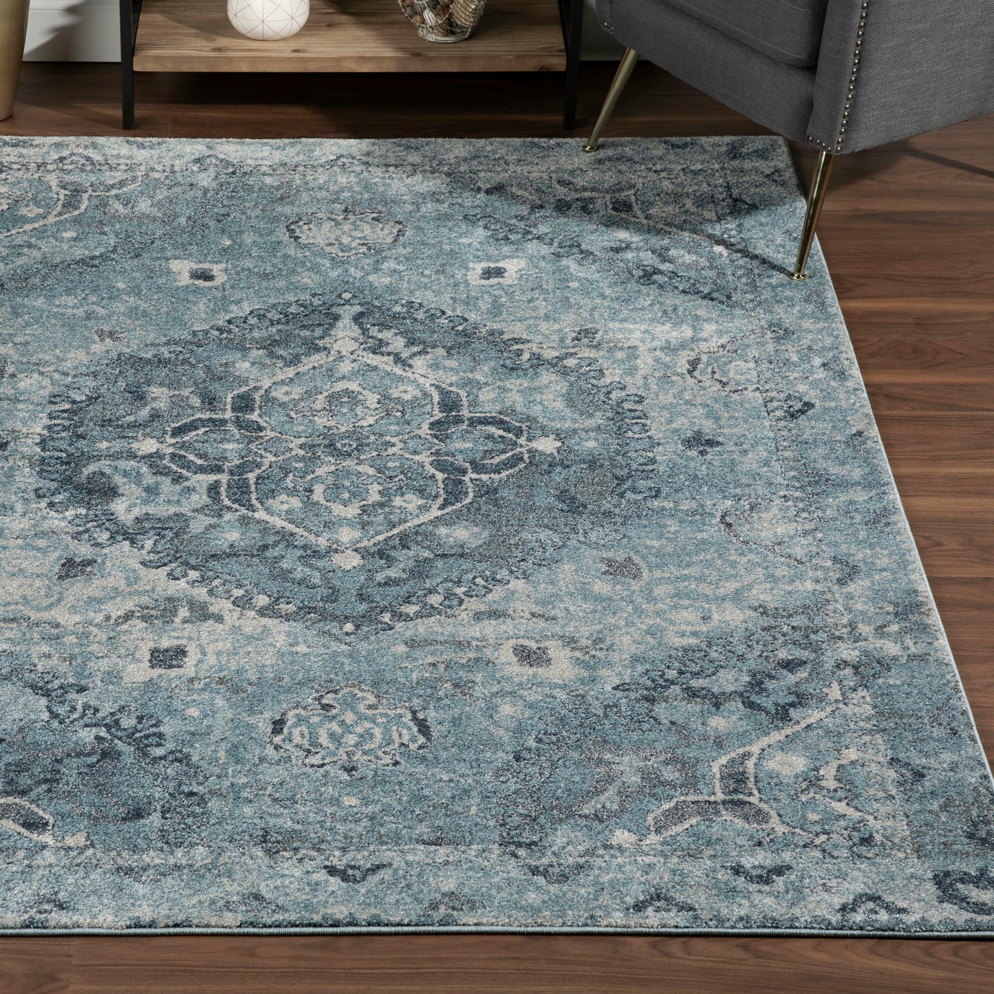 Antigua AN7 Sky 5'3" x 7'7" Rug
