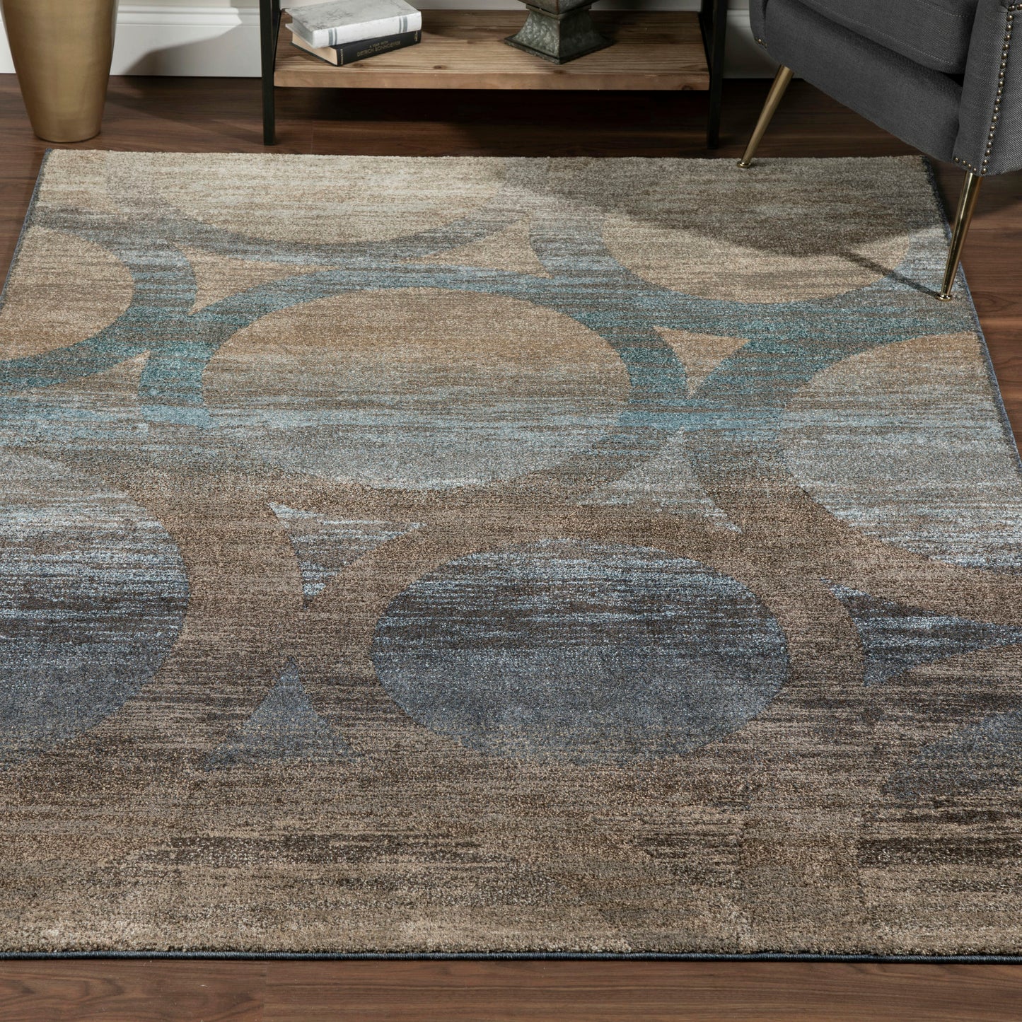 Antigua AN9 Chocolate 5'3" x 7'7" Rug