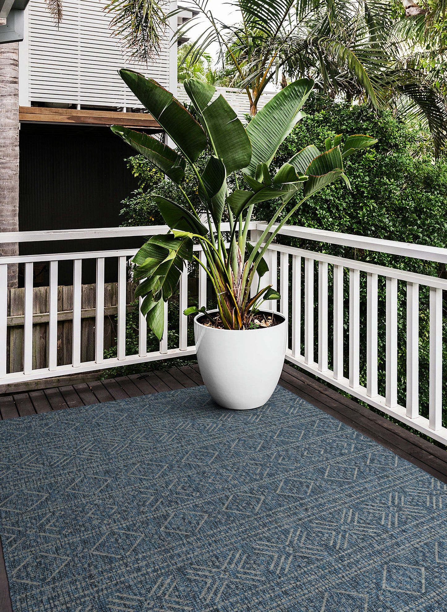 Kaleen Bacalar Collection Dark Blue Area Rug 5'3" x 7'6"