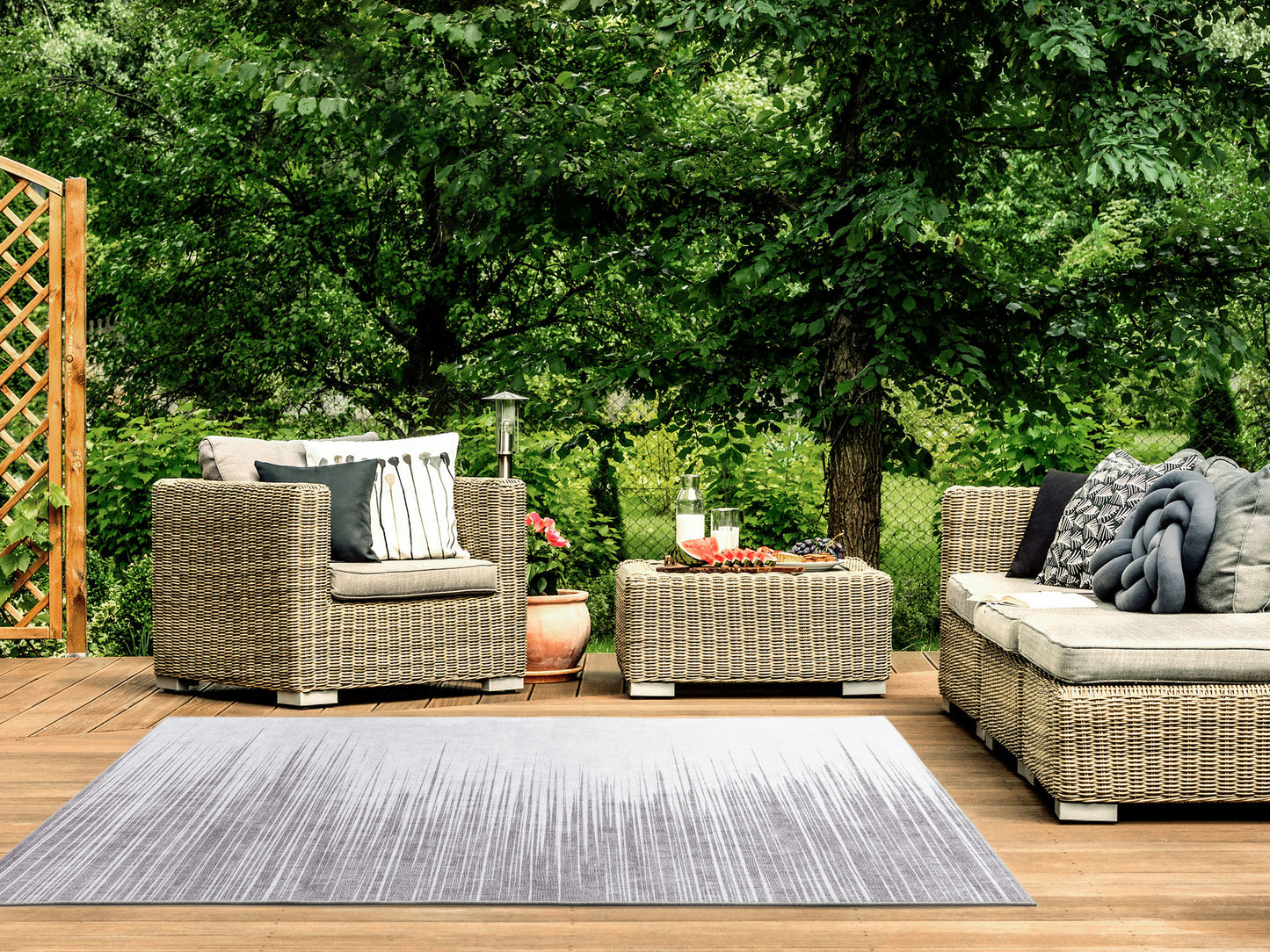Kaleen Boho Patio Collection Light Pewter Throw Rug 3' x 5'