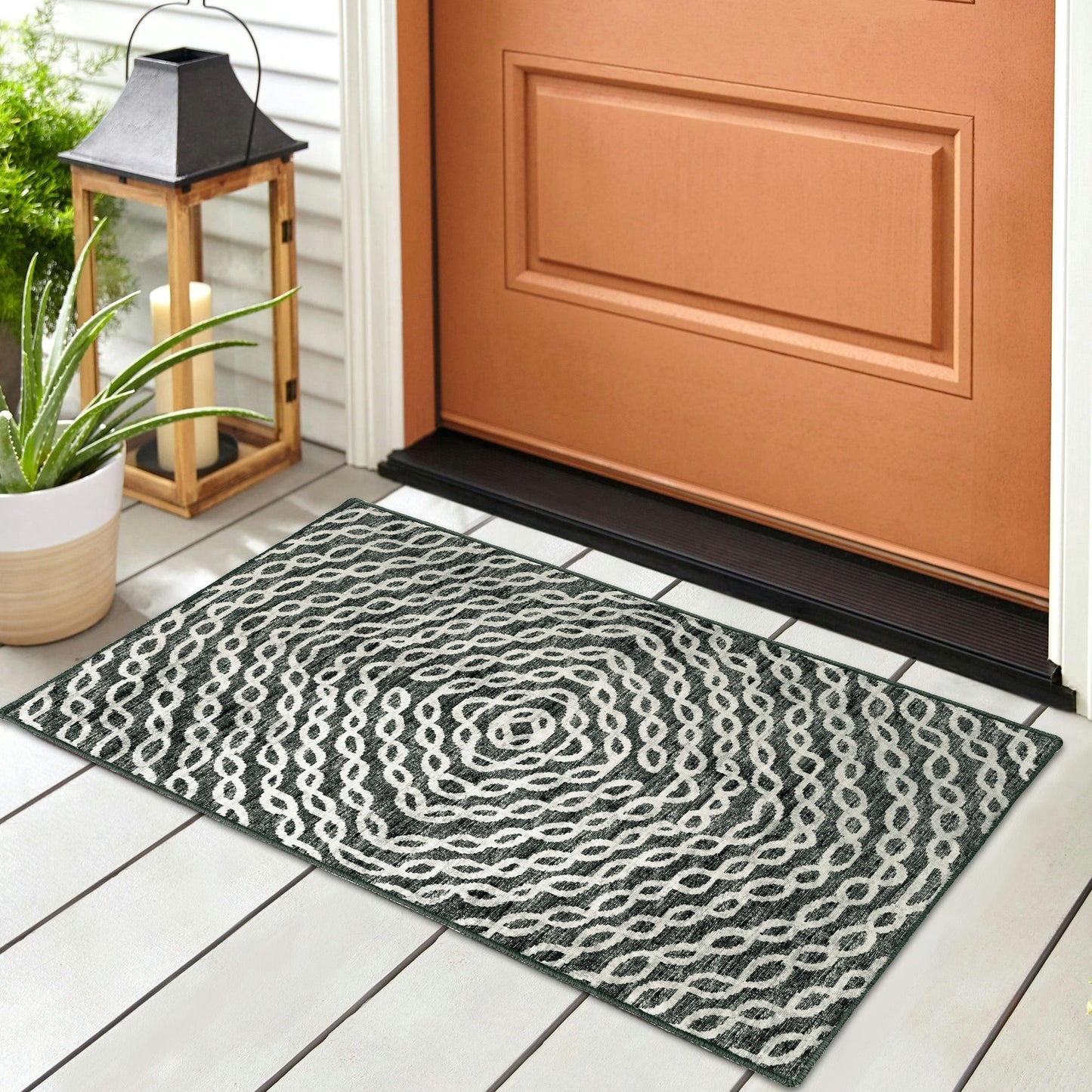 Brisbane BR3 Midnight 1'8" x 2'6" Rug