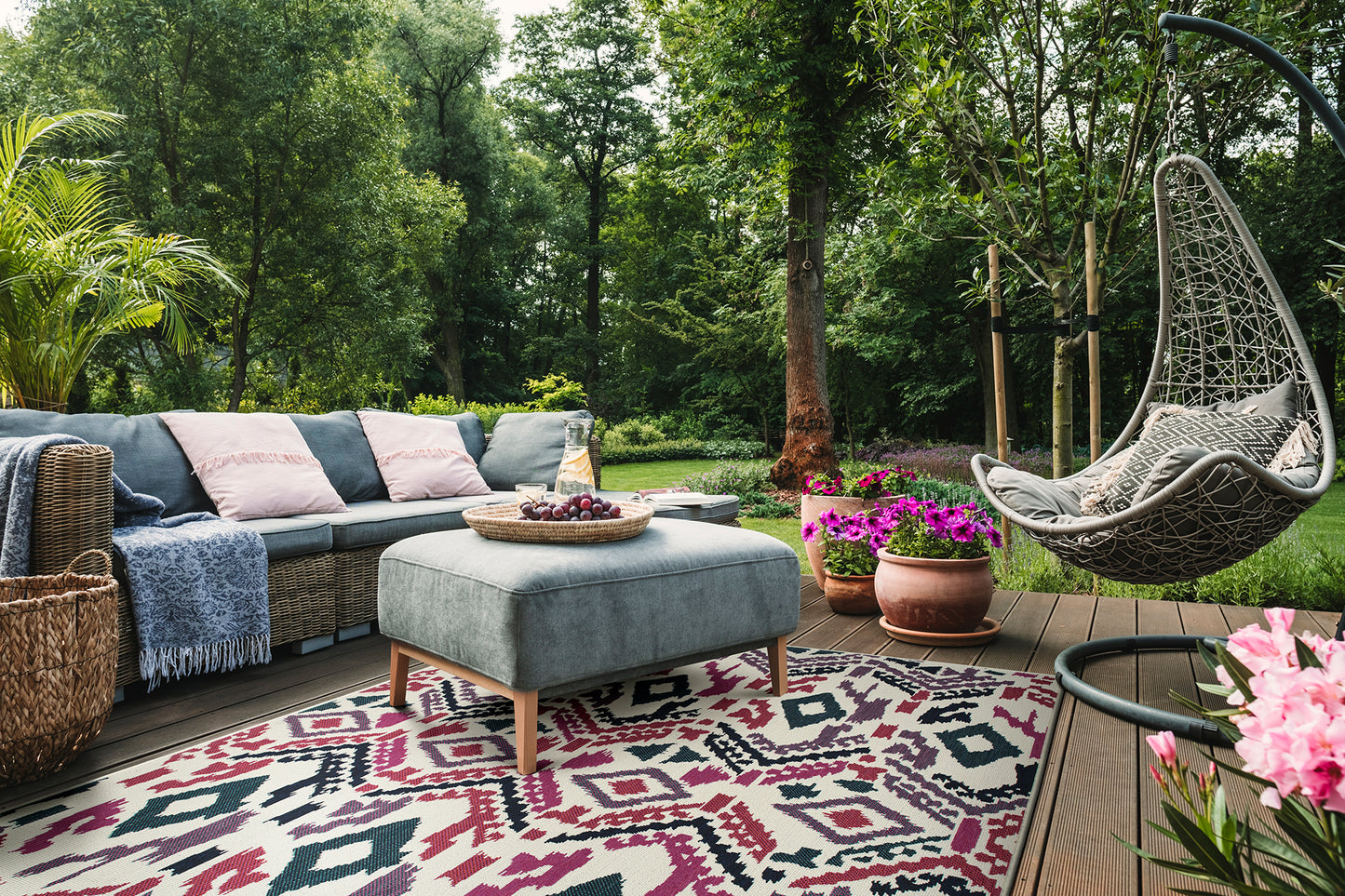 Kaleen Bitki Collection Navy Purple Area Rug 5'3" x 7'6"