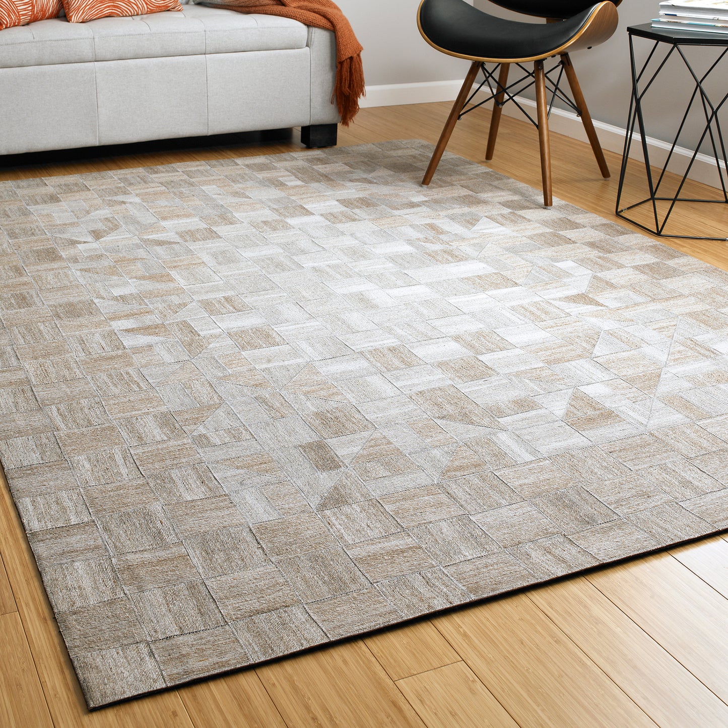 Kaleen Chaps Collection Light Beige Throw Rug 2' x 3'