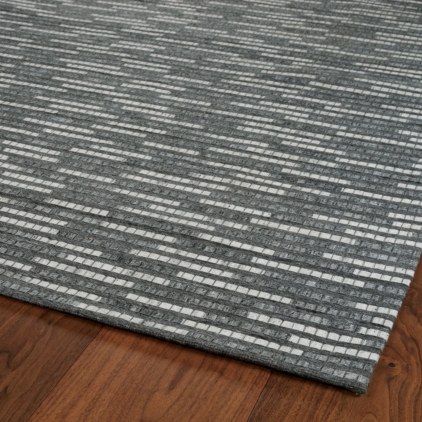 Kaleen Chaps Collection CHP06-38 Charcoal Throw Rug 2' x 3'