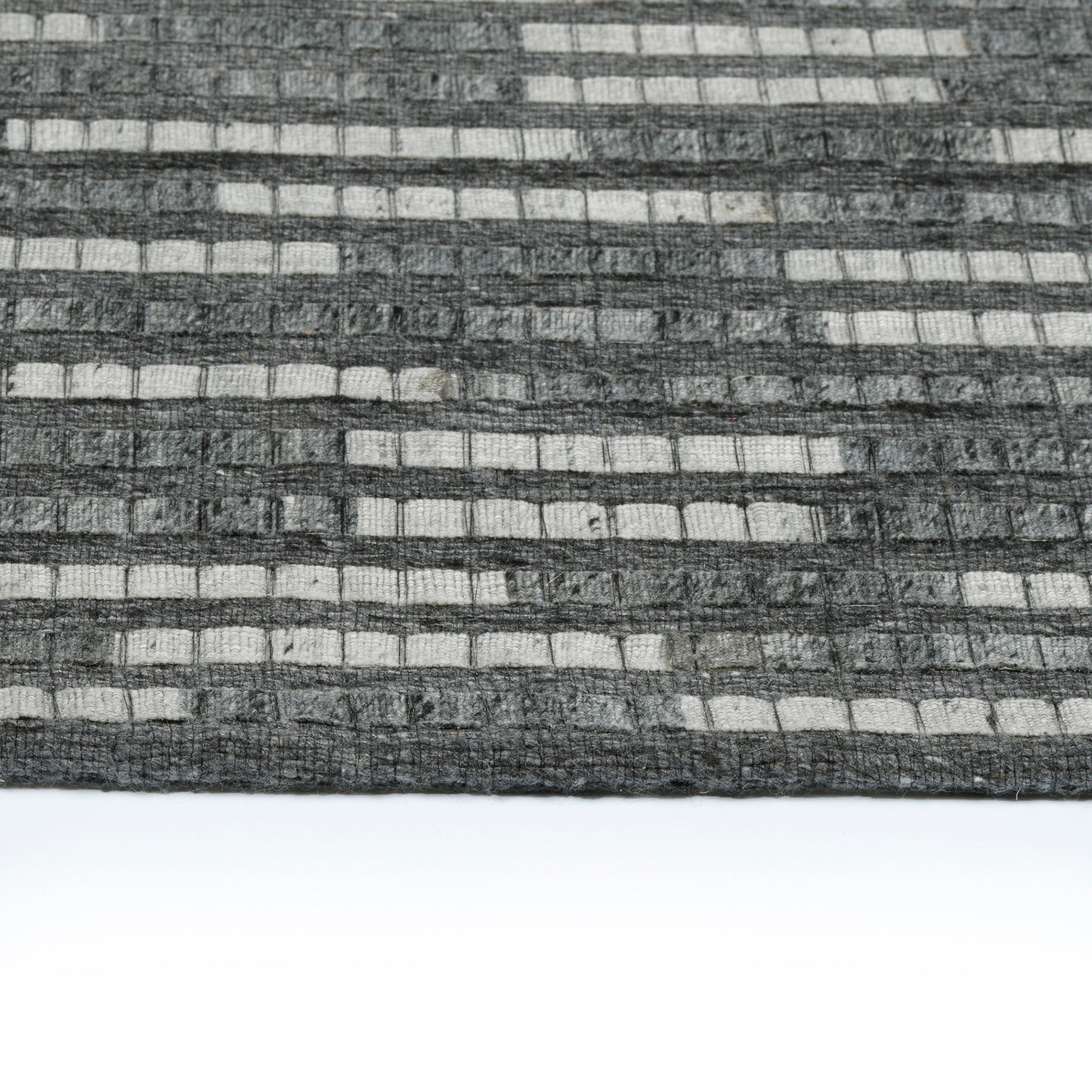 Kaleen Chaps Collection CHP06-38 Charcoal Throw Rug 2' x 3'