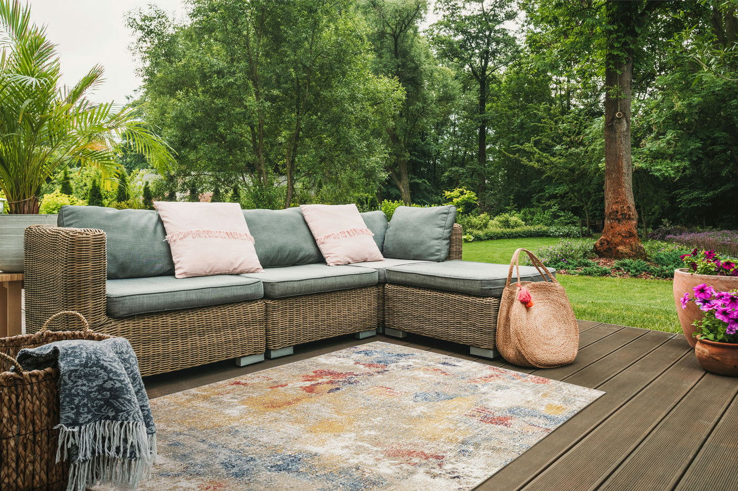 Kaleen Deya Collection Dark Multi Runner 2'7" x 8'1"