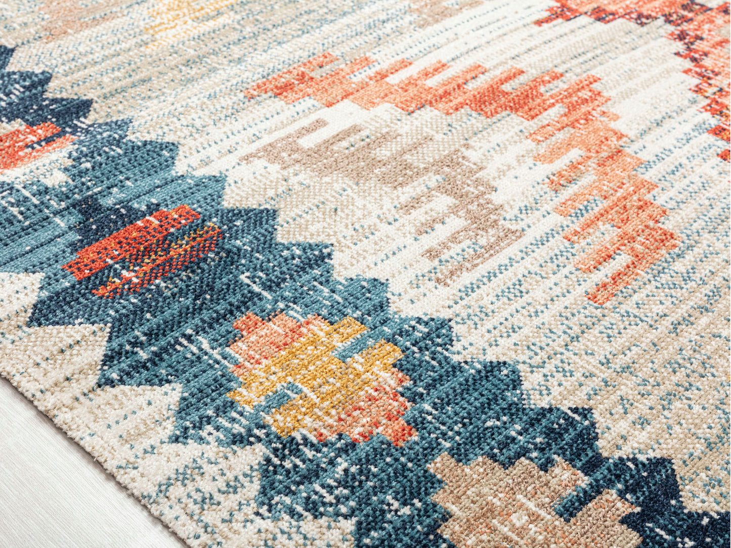 Kaleen Deya Collection Cream Coral Throw Rug 2' x 3'