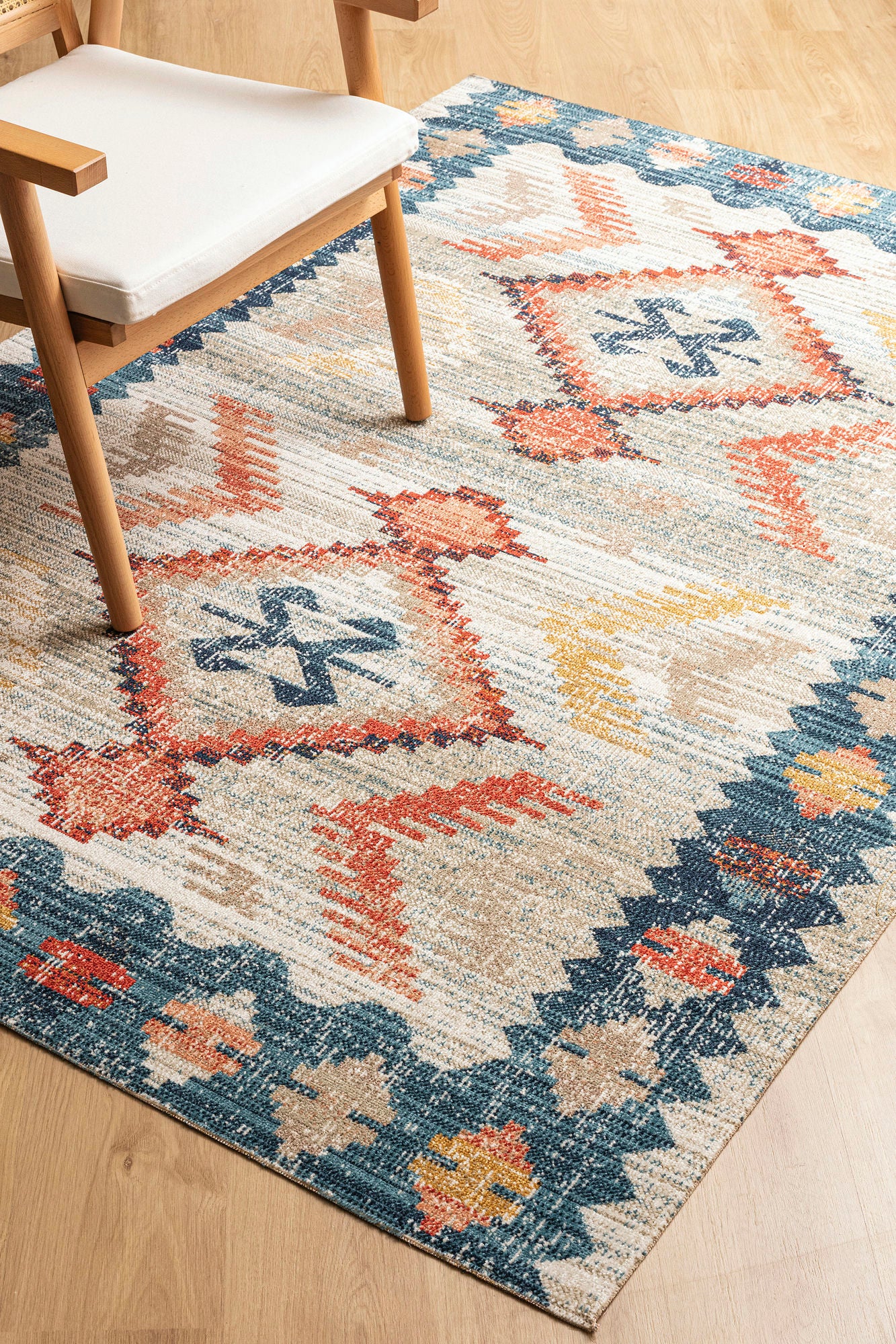 Kaleen Deya Collection Cream Coral Area Rug 7'10" x 10'2"