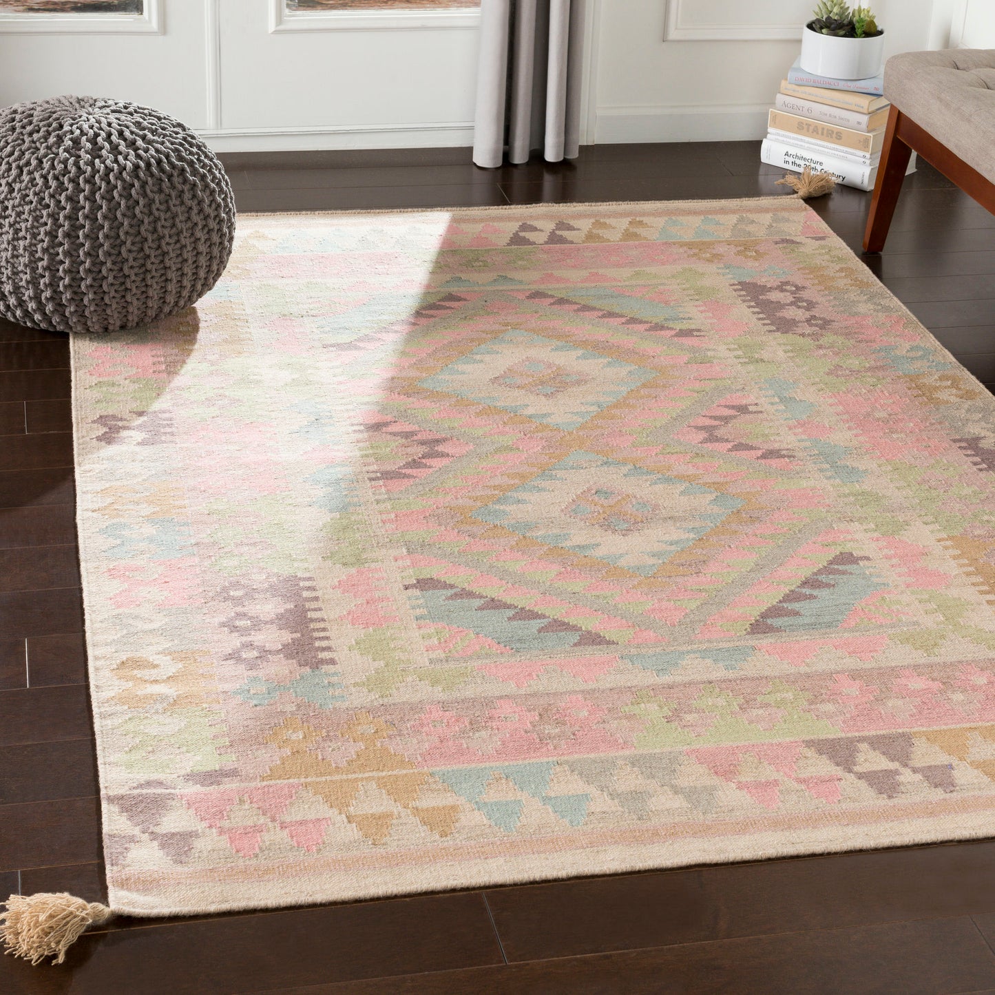 Surya Adia Rose Rug 5' X 7'6"