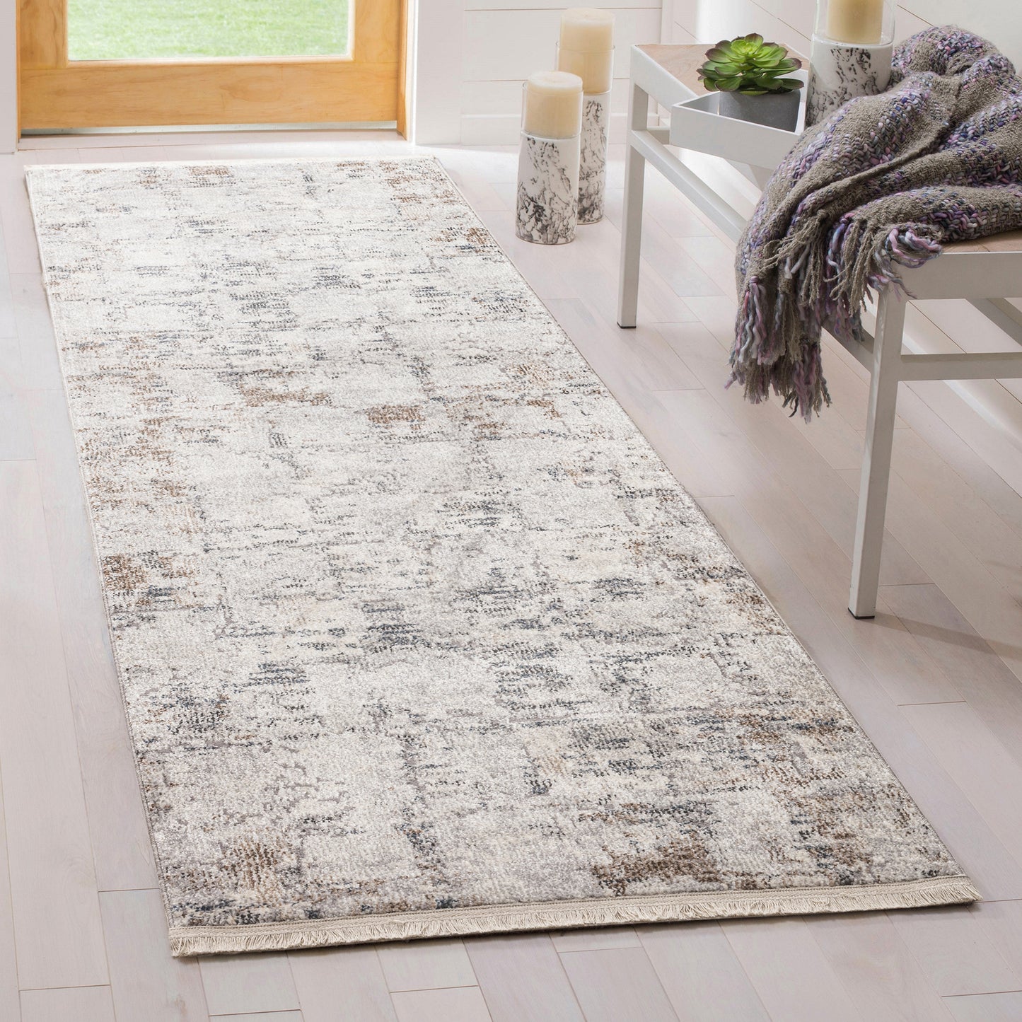 Kaleen Eddison Collection Silver Ivory Throw Rug 2' x 2'7"