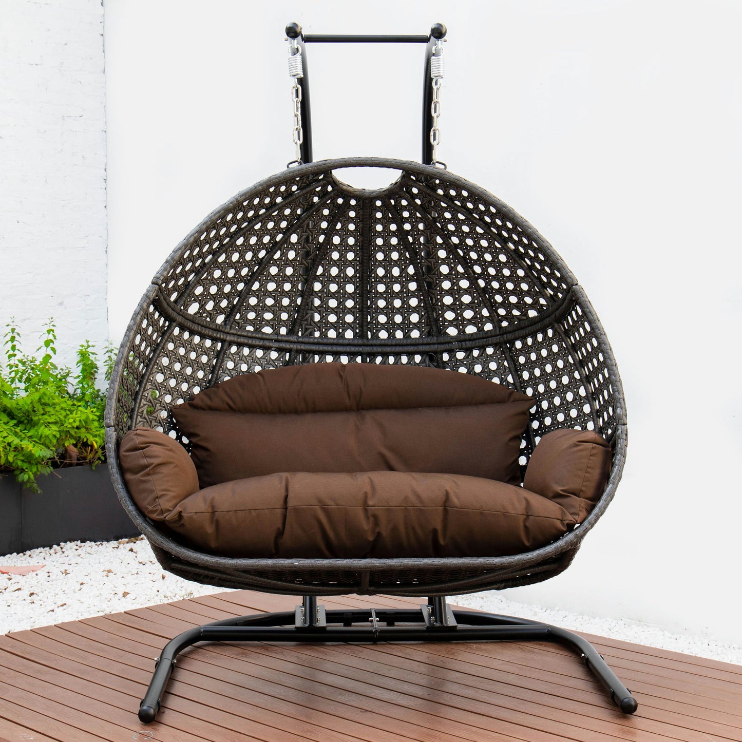LeisureMod Dark Brown Wicker Hanging Double Egg Swing Chair