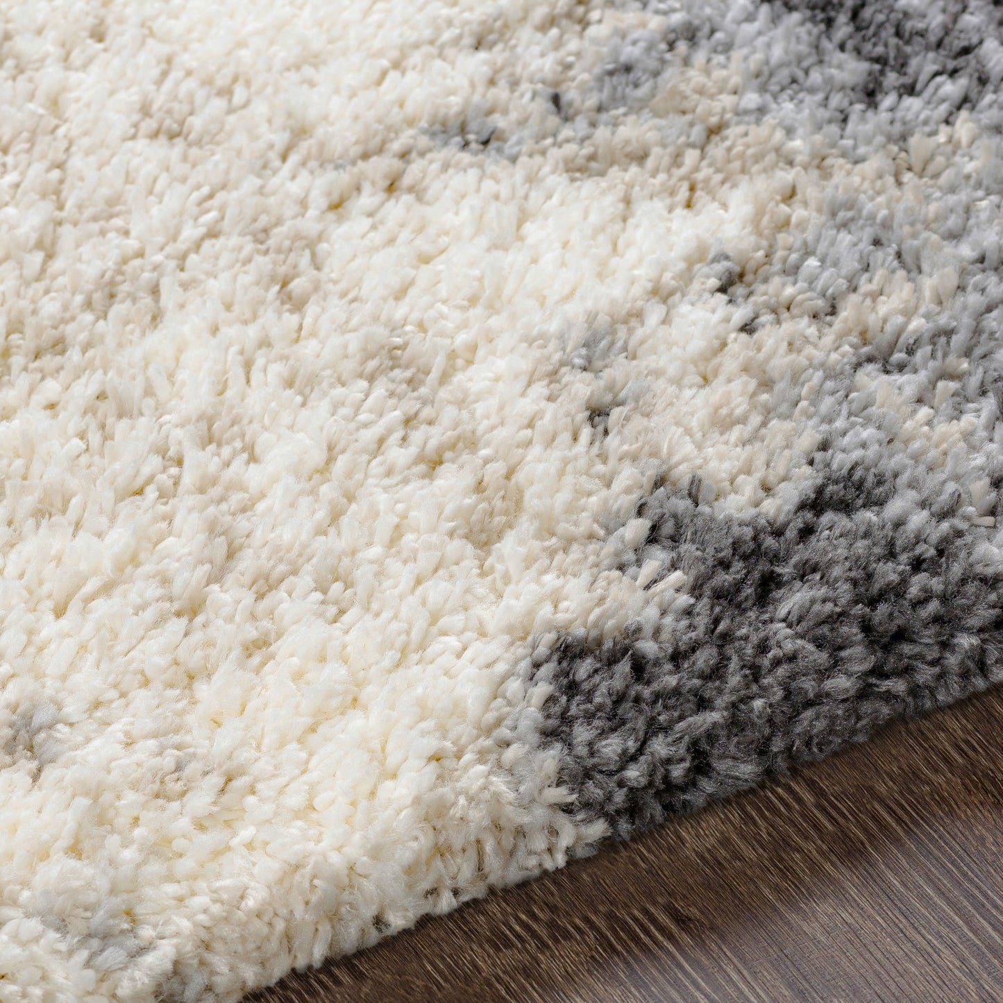 Surya Eskimo Shag Rug 5'3" X 7' (Black)