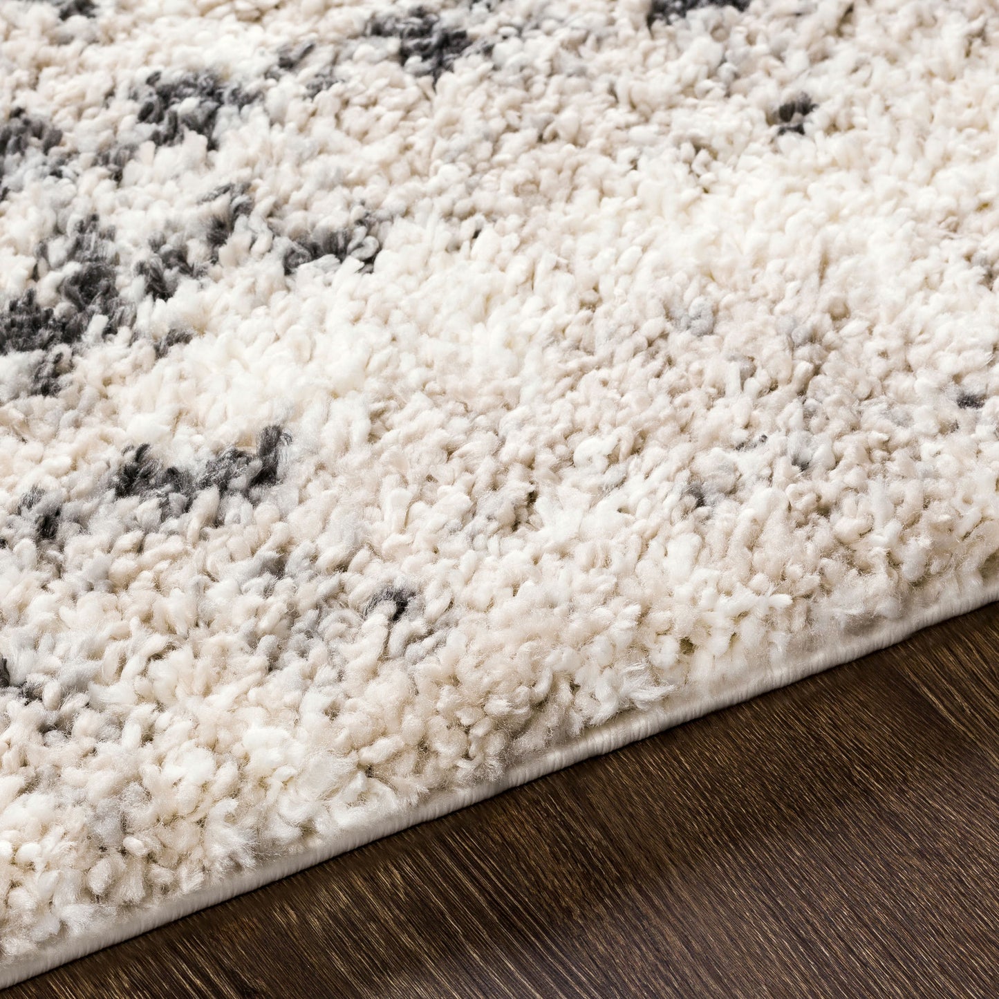 Surya Eskimo Shag Light Beige Rug 2'7" X 7'3"