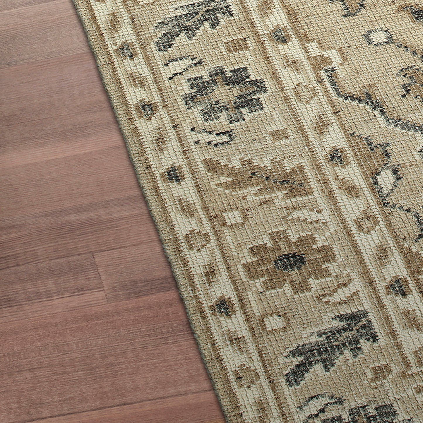 Kaleen Herrera Collection Light Sand Throw Rug 2' x 3'