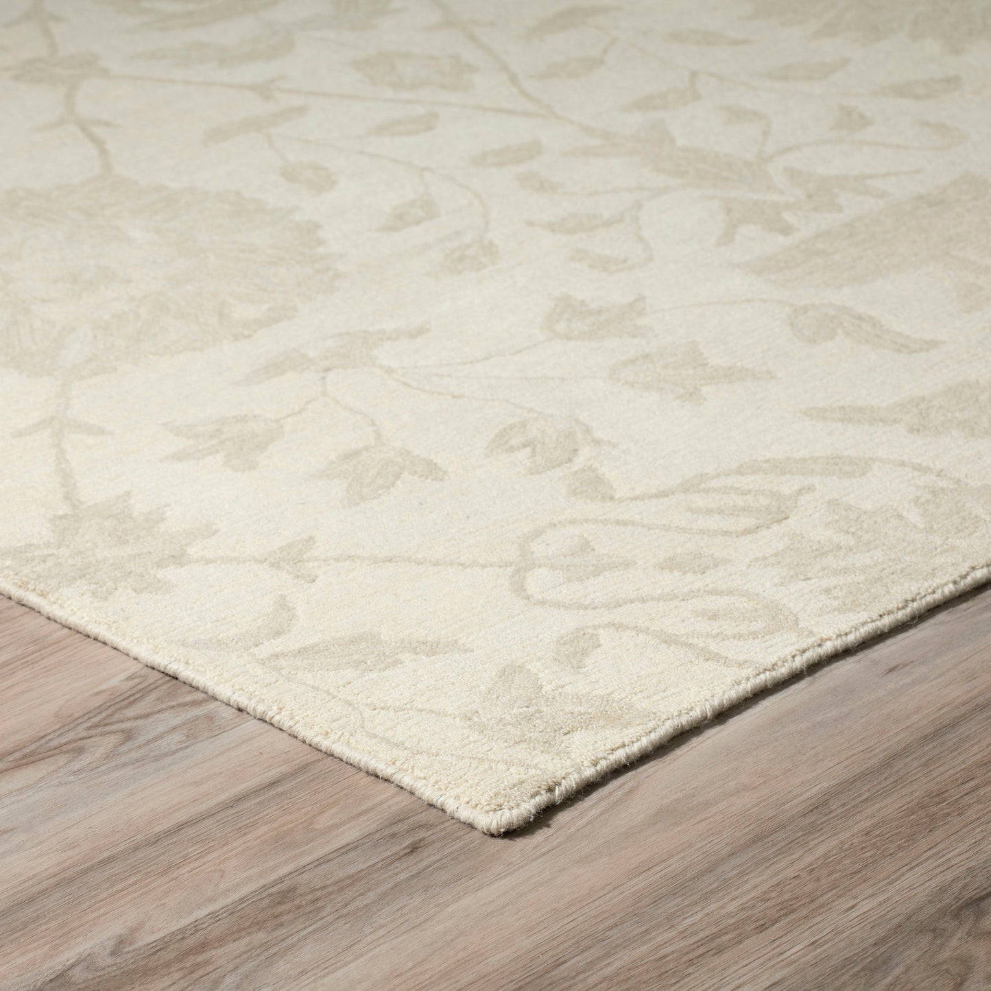 Korba KB1 Ivory 5' x 7'6" Rug
