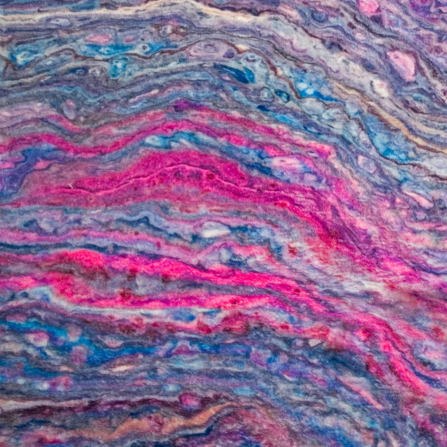 Kikiamo KK3 Passion 8' x 10' Rug