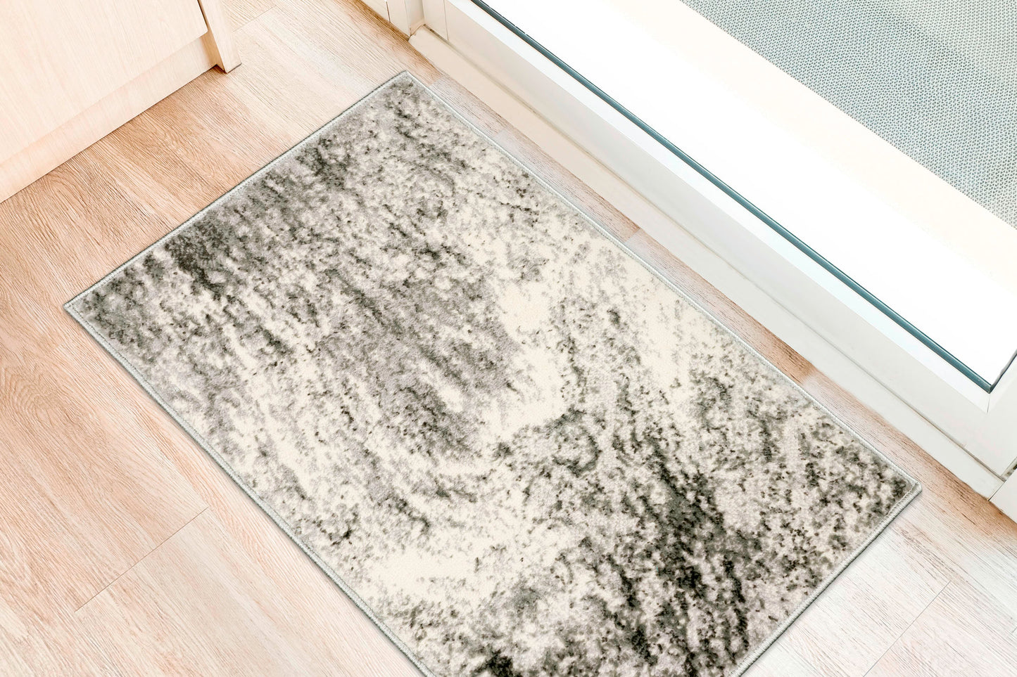 Karma KM17 Grey 1'8" x 2'6" Rug