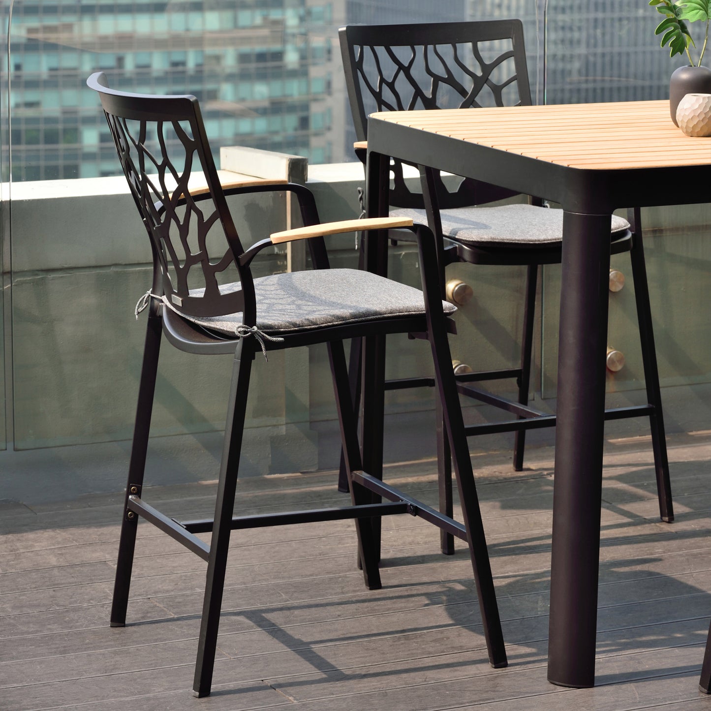Portals Patio Aluminum Barstool in Black