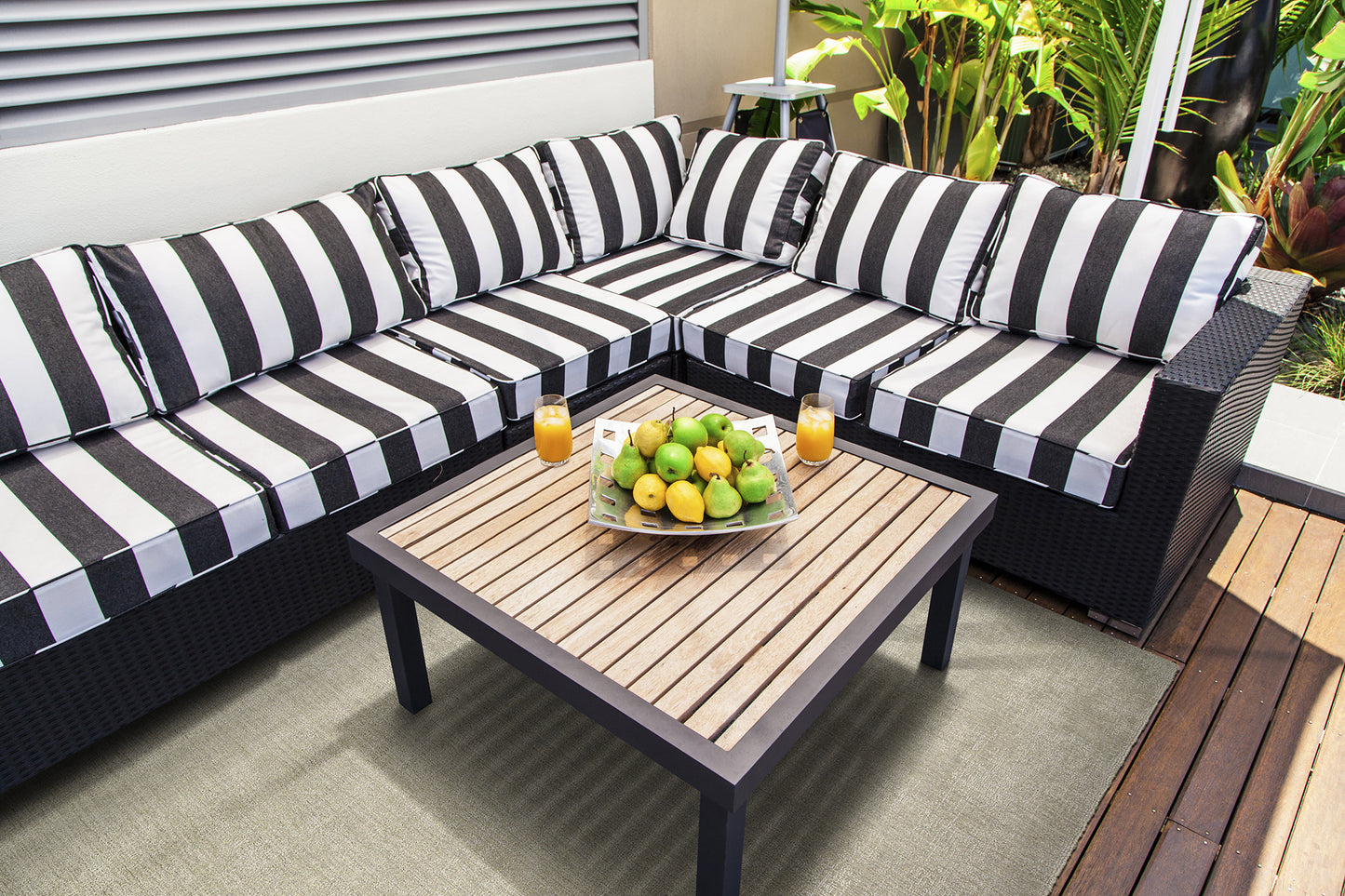 Kaleen Lauderdale Collection Light Graphite Area Rug 8' x 10'